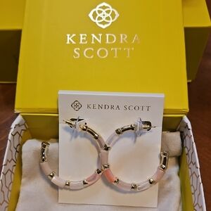 New Kendra Scott Gigi Earrings In Pink and Gold
